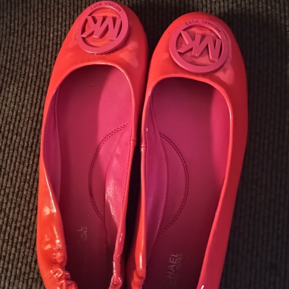 Michael Kors Hot Pink Flats!
